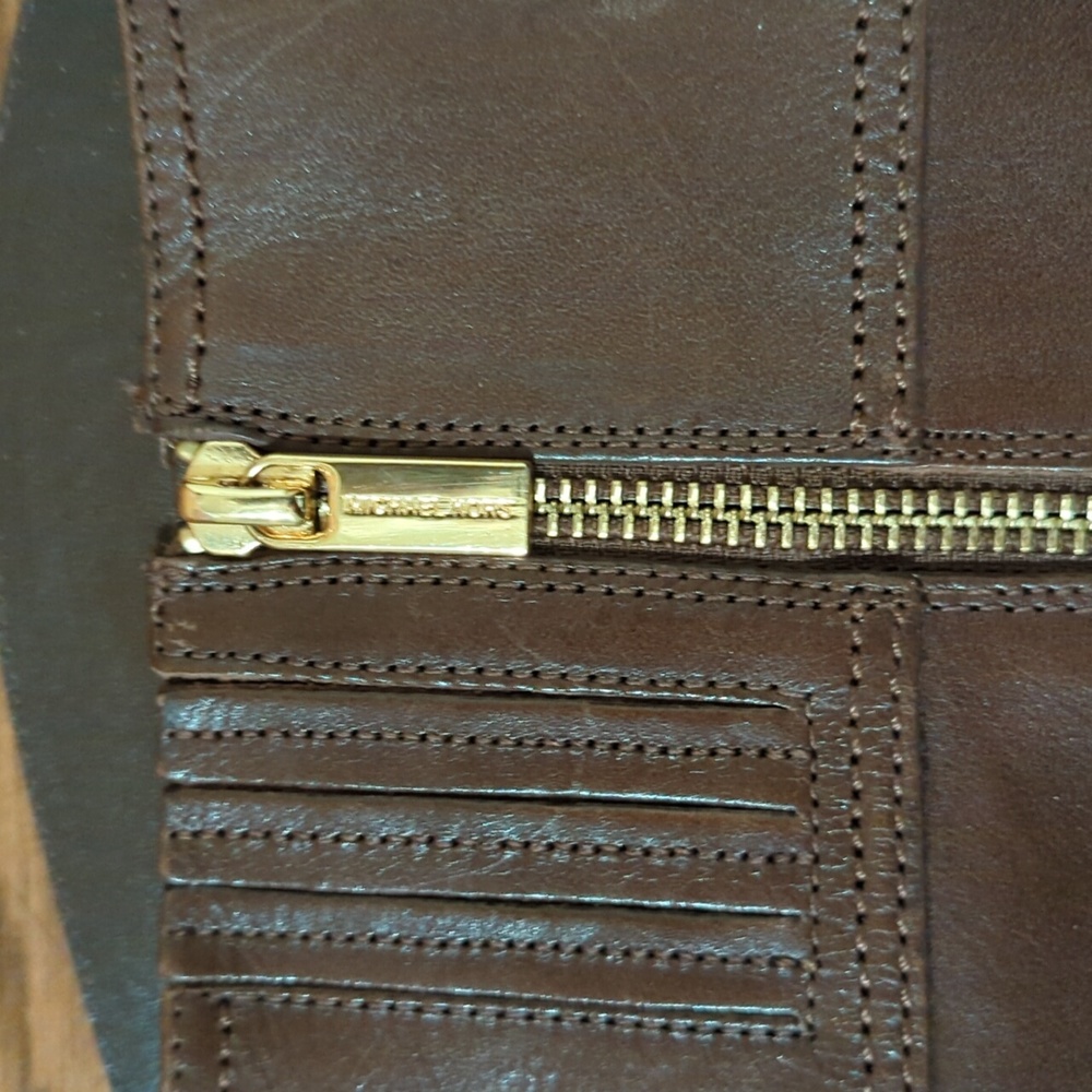 Micheal Kors leather boots - Picture 4 of 6